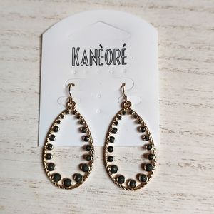 😻 3 For $15 Gold Tone Rope Look Hollow Waterdrop Dangles With Olive Lucite Gems